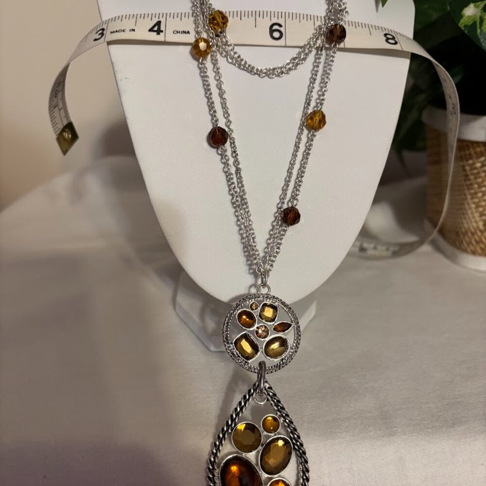 Beautiful Multi Color Necklace (30") in Silver Tone with pouch - Picture 7 of 16